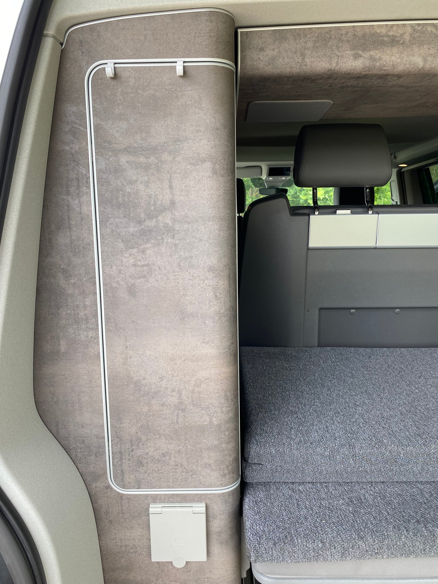 Cali-Gadgets Premium Hakenset für innen – Passend für VW T5 T6 T6.1 California Beach, Ocean & Coast – Must-Have Zubehör für Camper-Liebhaber