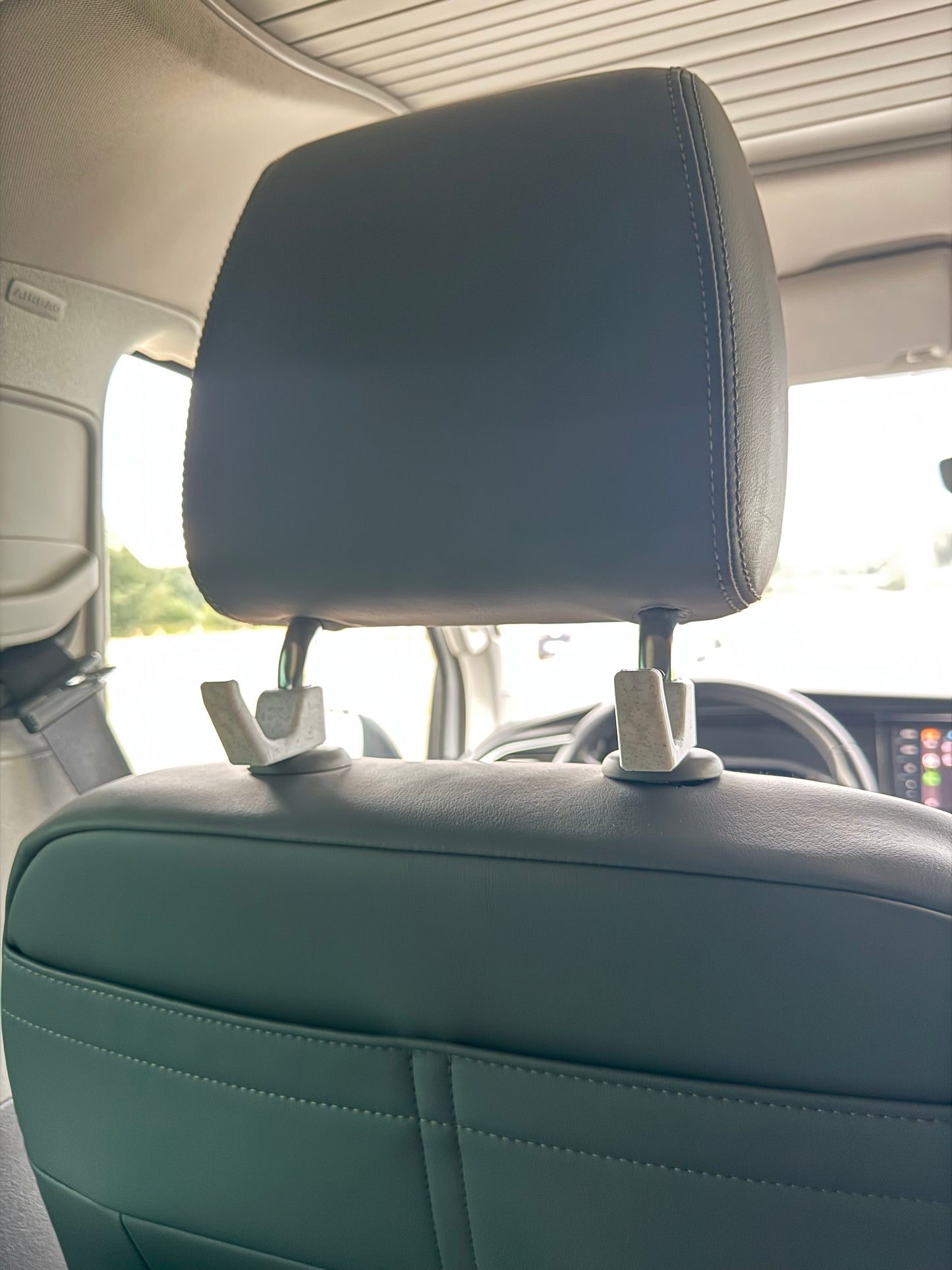 Cali-Gadgets Kopfstützenhaken – Praktische Auto-Haken für mehr Ordnung im Fahrzeug T4 T5 T6 T6.1 T7 (2er-Set)